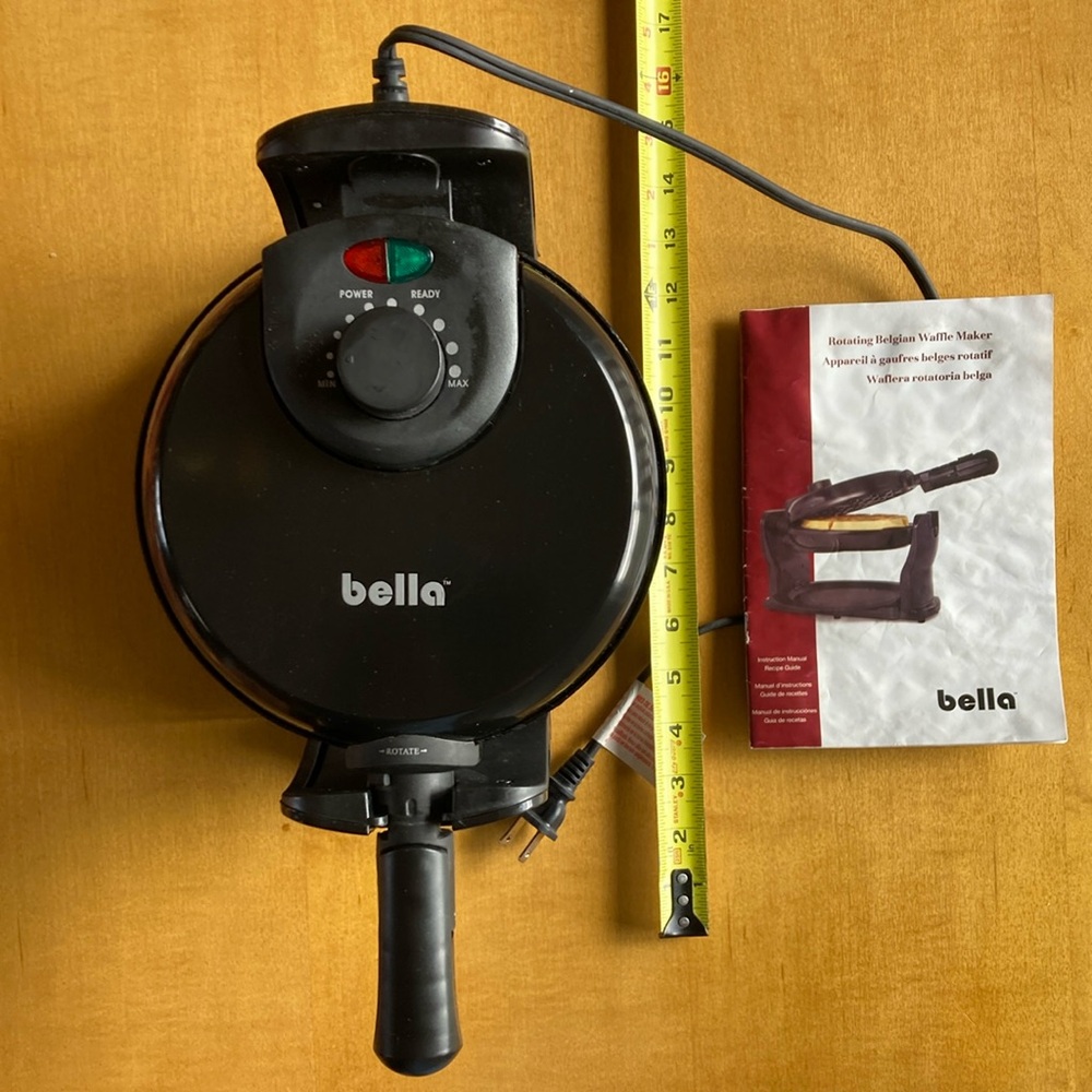 Bella Rotating Belgian Waffle Maker With Instruction Manual/ Recipe Guide